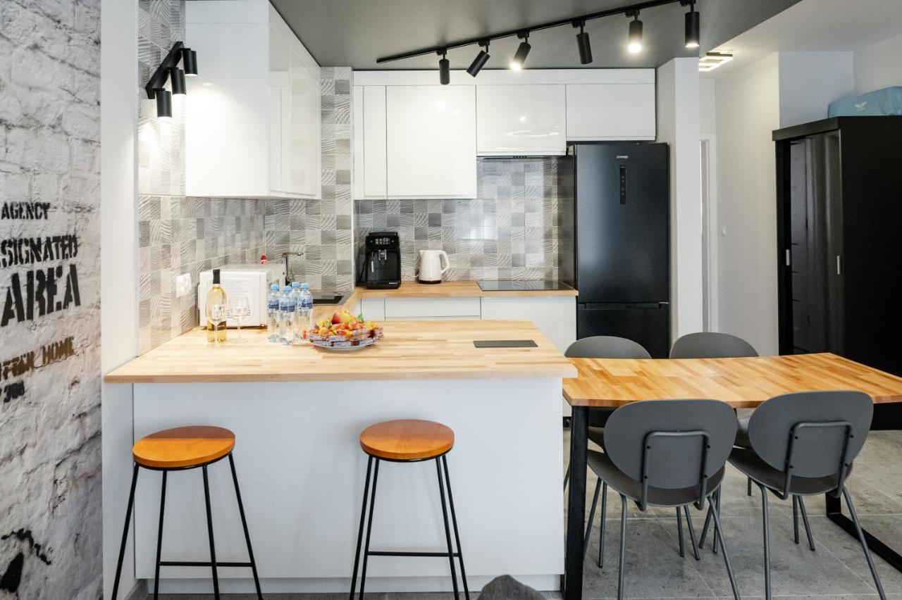 Apartament Modern Ustrzyki Dolne Exteriör bild