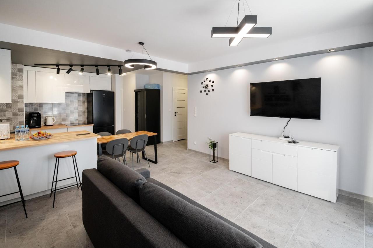 Apartament Modern Ustrzyki Dolne Exteriör bild