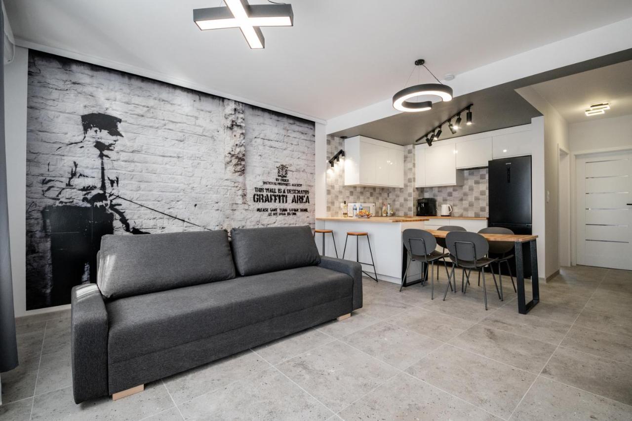 Apartament Modern Ustrzyki Dolne Exteriör bild