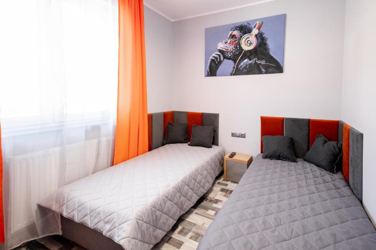 Apartament Modern Ustrzyki Dolne Exteriör bild