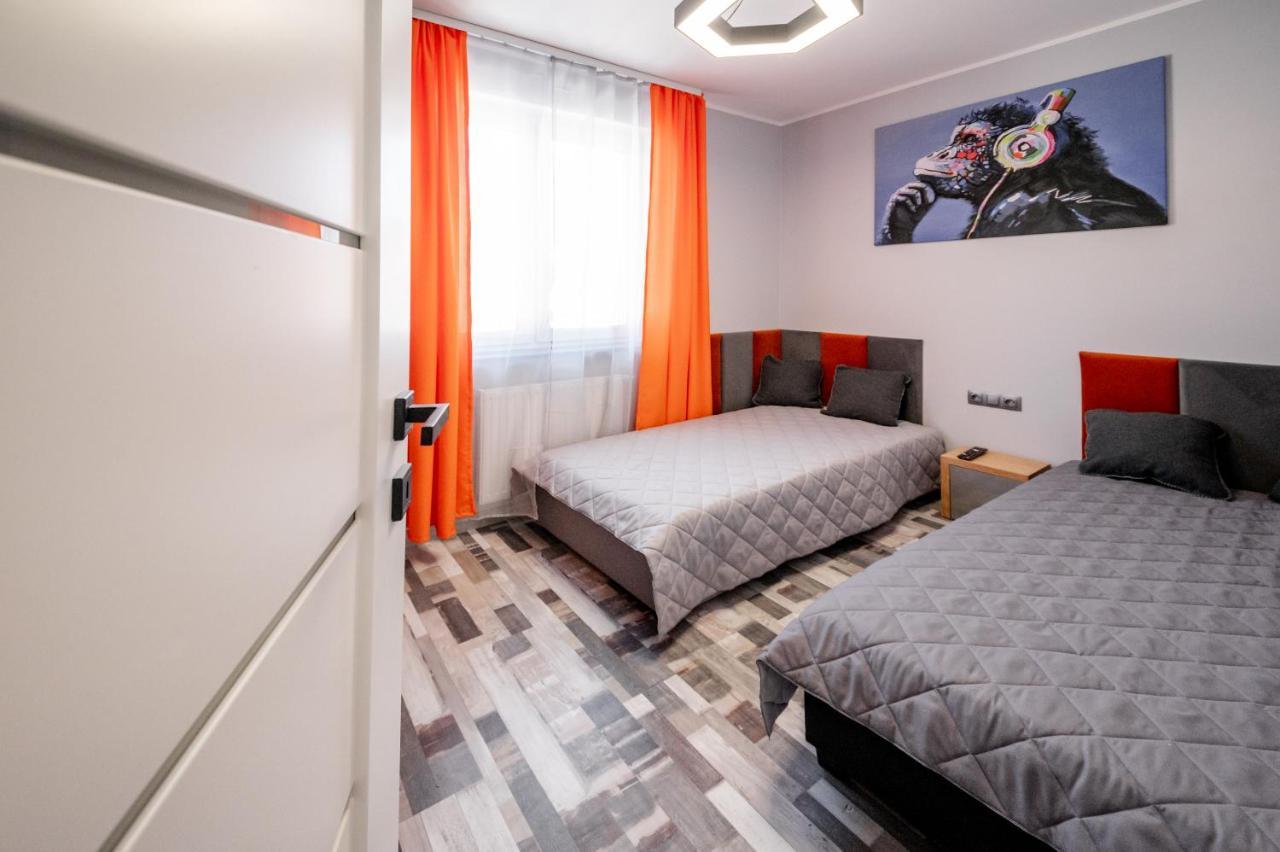 Apartament Modern Ustrzyki Dolne Exteriör bild